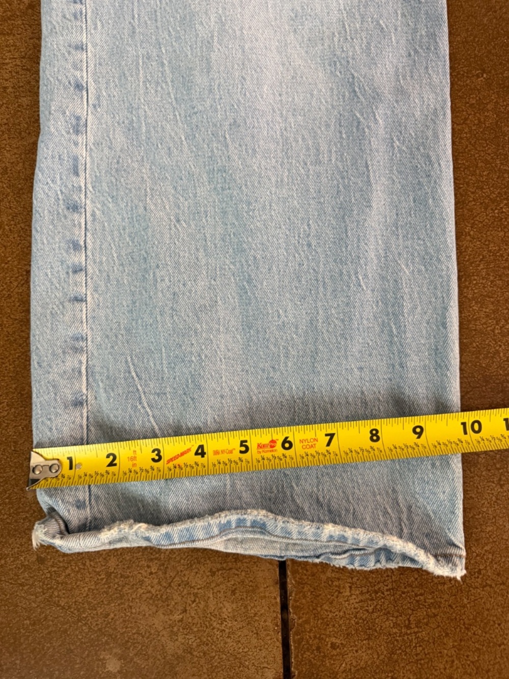 Abercrombie & Fitch High Rise 90s Relaxed Jean, Light Wash Destroy Size 34 (18) - Picture 4 of 4